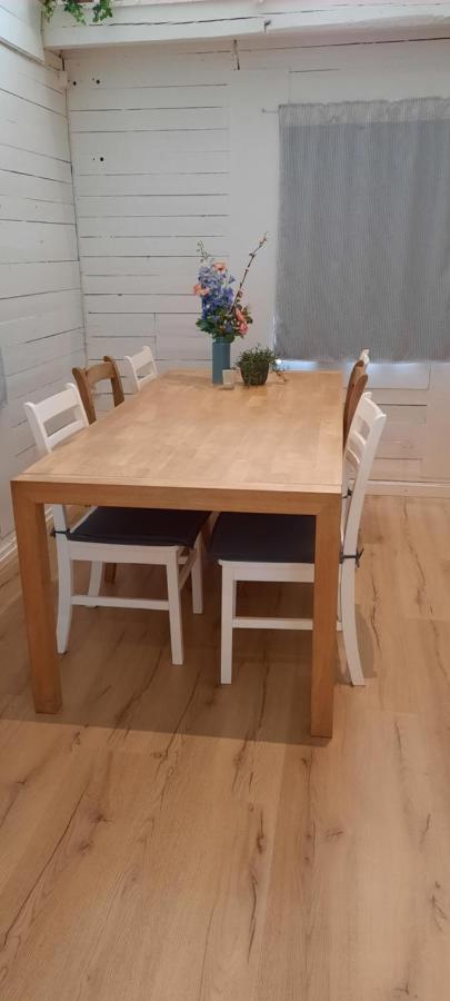 Davids Stuga Klassbol Bagian luar foto